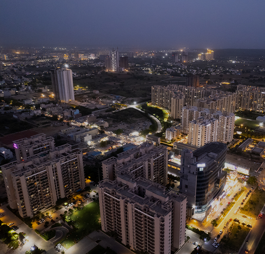 Real-Estate-MANAGED SPACES